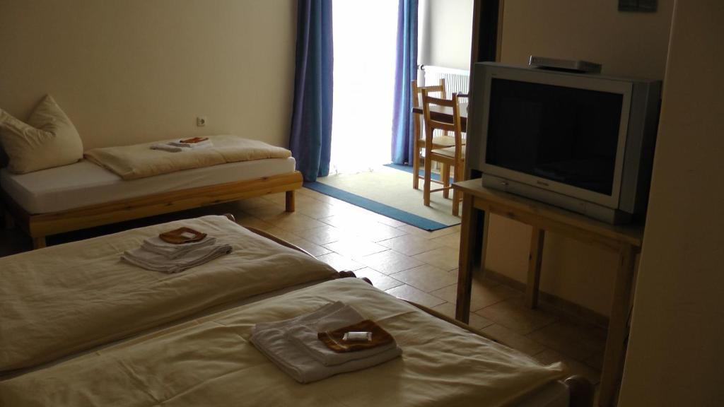 Assos Hotel Asbach-Bäumenheim Habitación foto